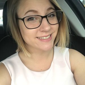 Meet your Posher, Cassie
